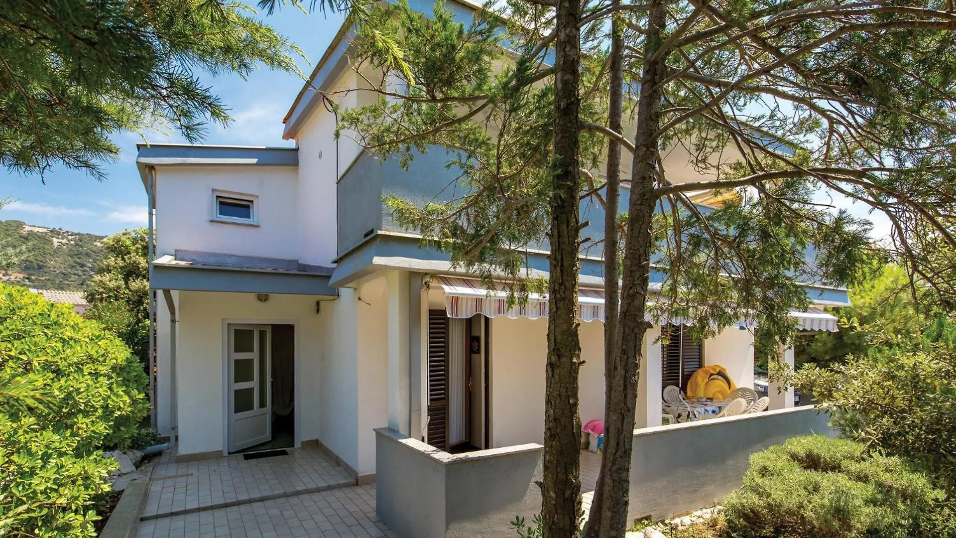 Stunning Apartment In Rab With Kitchen Rab Town 0*,  Croatia