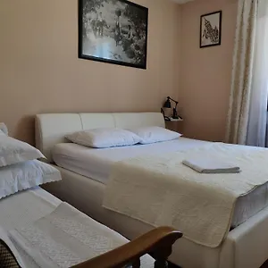  Gostinjska kuća Rab-centar