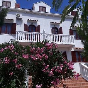 Adriana Apartman